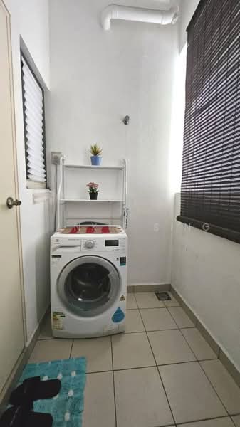 Kondominium untuk Disewa di Lakeville Residence - Frankie Sing - Interior - PropertyGuru.com.my