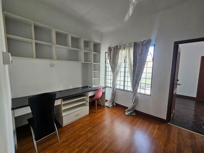 Rumah Teres 2-Tingkat untuk Disewa di Putra Heights (Subang Jaya) - Jason Ooi - Study - PropertyGuru.com.my