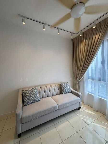 Servis Apartment untuk Disewa di The Pulse Residence - Jeffrey Yap - Living Room - PropertyGuru.com.my