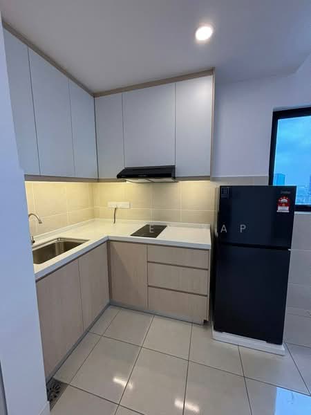 Servis Apartment untuk Disewa di The Pulse Residence - Jeffrey Yap - Kitchen - PropertyGuru.com.my