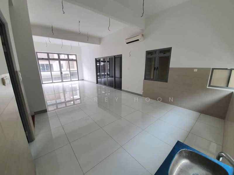 Rumah Teres 3 Tingkat untuk Dijual di Taman Equine (Seri Kembangan) - Jeffrey Hoon - Living Room - PropertyGuru.com.my