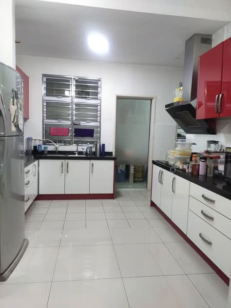 2-storey Terraced House for Sale in Kemuning Utama (Shah Alam) - Michelle Boh - Kitchen - PropertyGuru.com.my