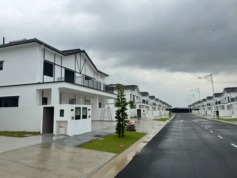 Rumah Kluster untuk Disewa di Taman Ekoflora (Johor Bahru) - Tracy Ong - Exterior - PropertyGuru.com.my
