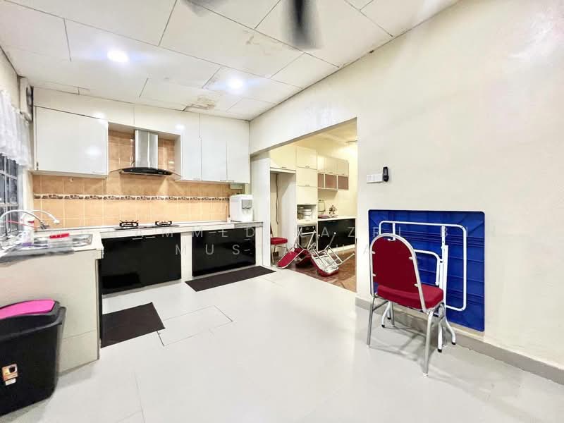 Rumah Teres 2 Tingkat untuk Dijual di Taman Rakan (Kajang) - Muhammed Nazri bin Mustapha - Kitchen - PropertyGuru.com.my