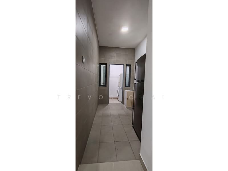 Servis Apartment untuk Dijual di Amerin Residence - Trevor Chai - Corridor - PropertyGuru.com.my