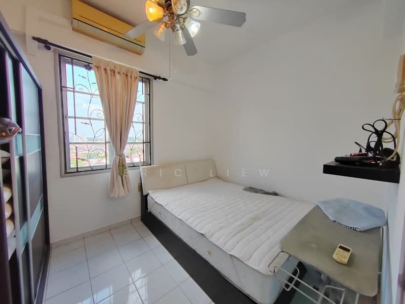 Kondominium untuk Disewa di Garden Park - Eric Liew - Bedroom - PropertyGuru.com.my