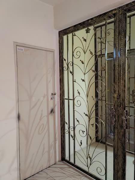 Kondominium untuk Disewa di Garden Park - Eric Liew - Entrance - PropertyGuru.com.my