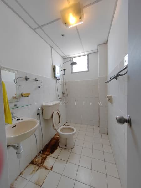 Kondominium untuk Disewa di Garden Park - Eric Liew - Bathroom - PropertyGuru.com.my
