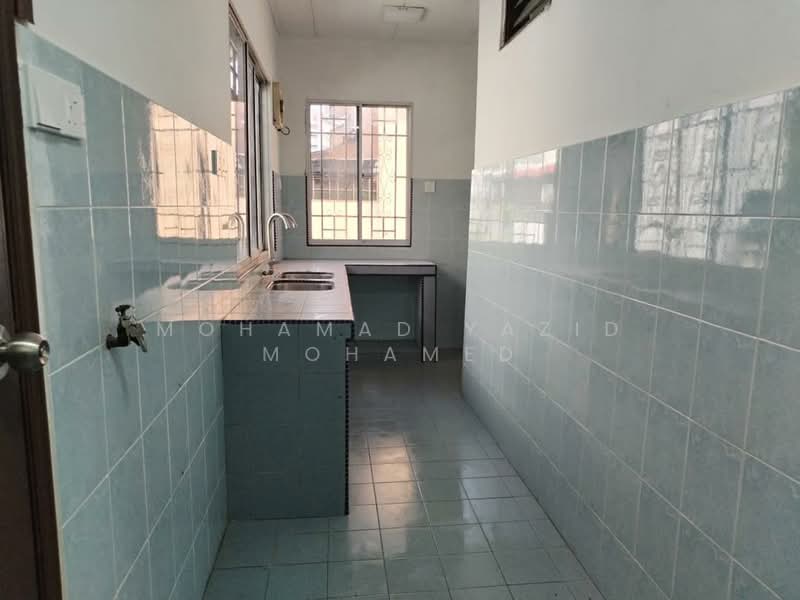 Rumah Teres 2.5 Tingkat untuk Dijual di Ampang (Selangor) - Mohamad Yazid Mohamed - Kitchen - PropertyGuru.com.my