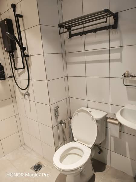 Servis Apartment untuk Dijual di The Stone - Vincent Koay - Bathroom - PropertyGuru.com.my