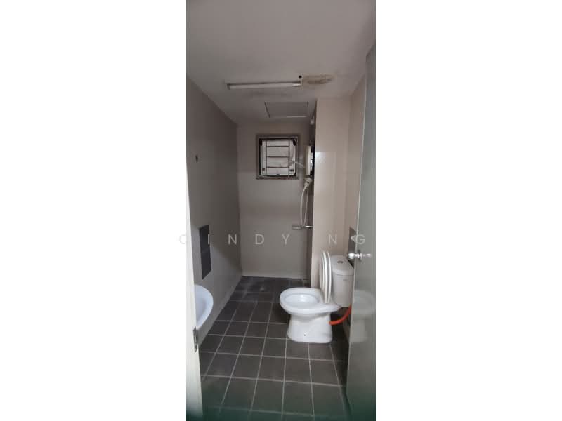Apartment for Sale at Seri Baiduri - Cindy Ng - Bathroom - PropertyGuru.com.my
