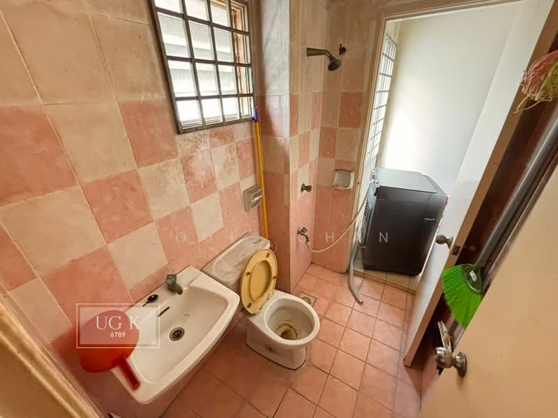 2-storey Terraced House for Sale in Bandar Botanic (Klang) - Louis Chan - Bathroom - PropertyGuru.com.my