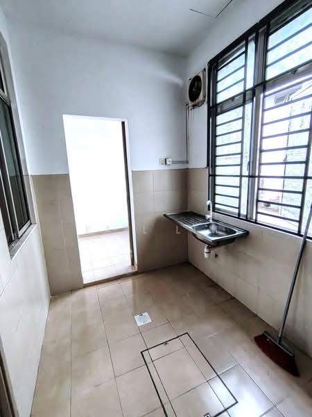 2-storey Terraced House for Sale in Nusa Sentral (Iskandar Puteri (Nusajaya)) - Karl Lim - Kitchen - PropertyGuru.com.my