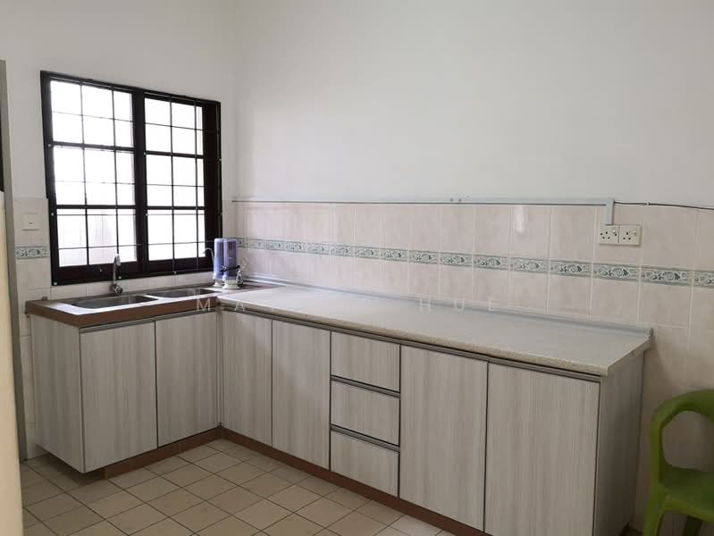 Rumah Teres 2 Tingkat untuk Disewa di Mutiara Damansara (Selangor) - Mathis Hue - Kitchen - PropertyGuru.com.my