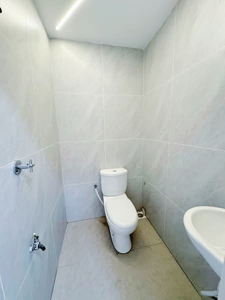 1-storey Terraced House for Sale in Taman Abad (Johor Bahru) - Gordon Chai - Bathroom - PropertyGuru.com.my