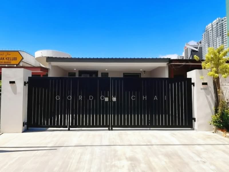 1-storey Terraced House for Sale in Taman Abad (Johor Bahru) - Gordon Chai - Exterior - PropertyGuru.com.my