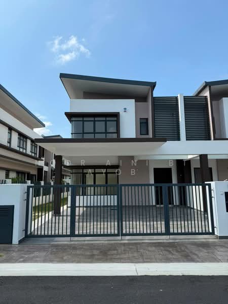 Rumah Berkembar untuk Dijual di Bangi (Selangor) - Noor Aini Bt Ayob - Exterior - PropertyGuru.com.my