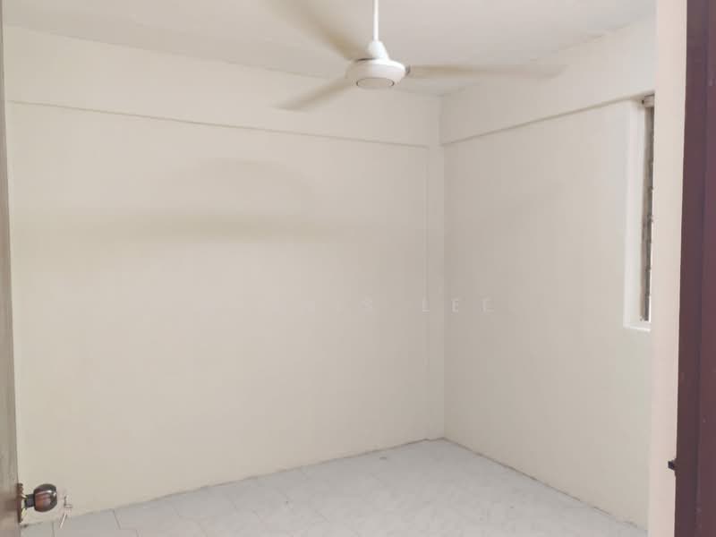 Flat for Sale at Flat Taman Ungku Tun Aminah - Alanis Lee - PropertyGuru.com.my