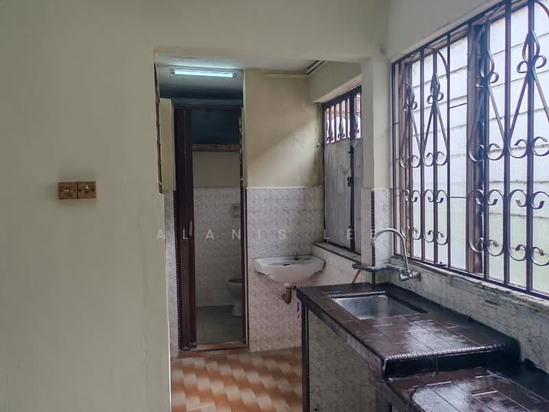 Flat for Sale at Flat Taman Ungku Tun Aminah - Alanis Lee - PropertyGuru.com.my