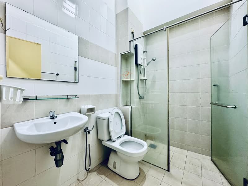 Rumah Berkembar untuk Disewa di Setia Impian (Setia Alam) - Jansen Khoo - Bathroom - PropertyGuru.com.my
