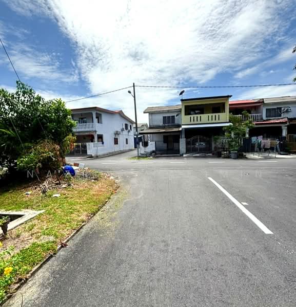 Rumah Teres untuk Dijual di Taman Bersatu (Rawang) - Nazrin Hakimin - Exterior - PropertyGuru.com.my