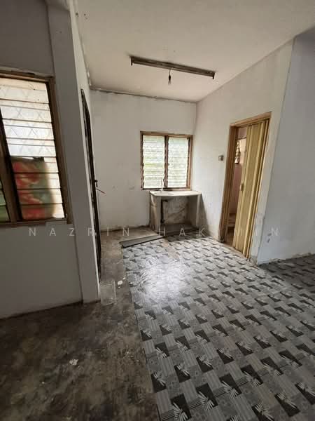 Rumah Teres untuk Dijual di Taman Bersatu (Rawang) - Nazrin Hakimin - PropertyGuru.com.my