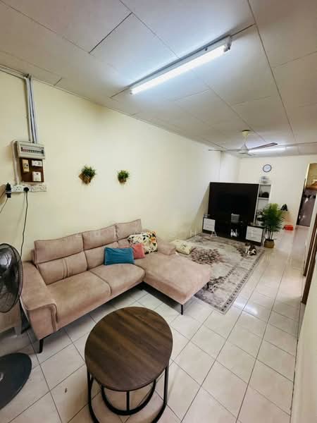 1-storey Terraced House for Sale in Gurun (Kedah) - Azura Ghani - Living Room - PropertyGuru.com.my