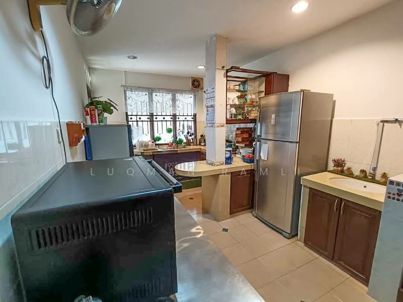 2-storey Terraced House for Sale in Alam Damai (Cheras) - Luqman Ramli - Kitchen - PropertyGuru.com.my