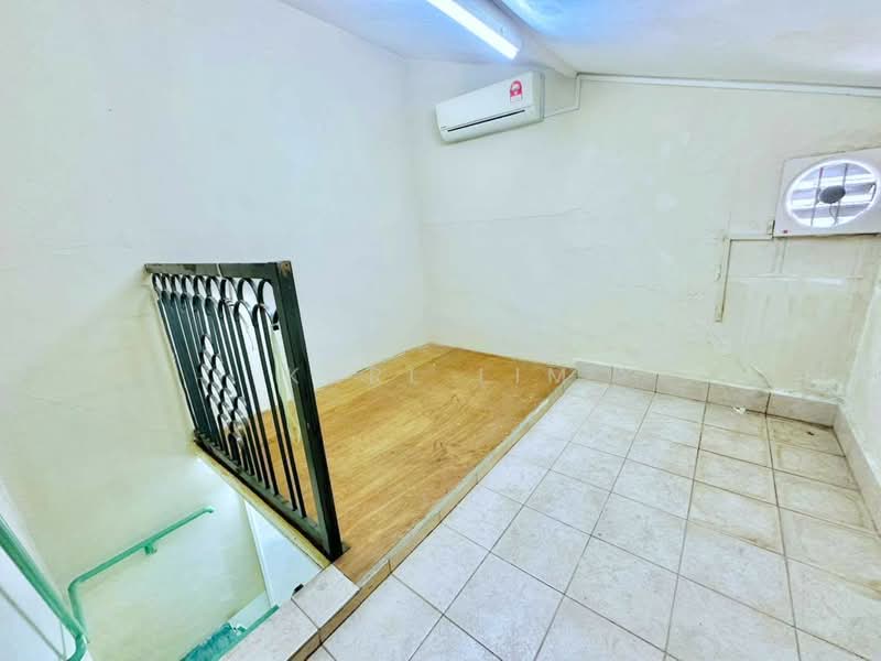 Rumah Teres 1 Tingkat untuk Dijual di Taman Rinting (Masai) - Karl Lim - Interior - PropertyGuru.com.my