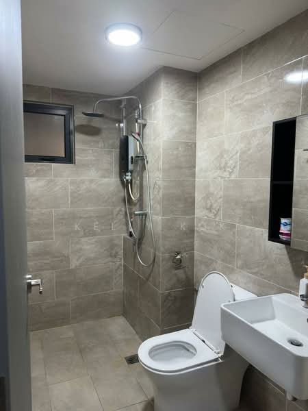 Servis Apartment untuk Disewa di M Arisa - Kelly Kok - Bathroom - PropertyGuru.com.my