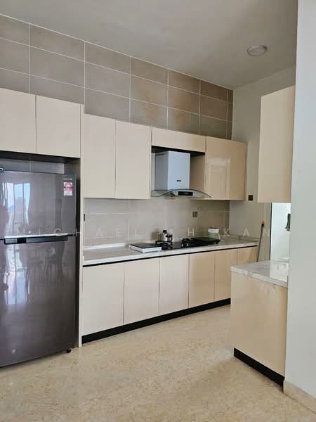 Servis Apartment untuk Dijual di TriTower Residence @ Johor Bahru Sentral - Michael Ah Kang - Kitchen - PropertyGuru.com.my