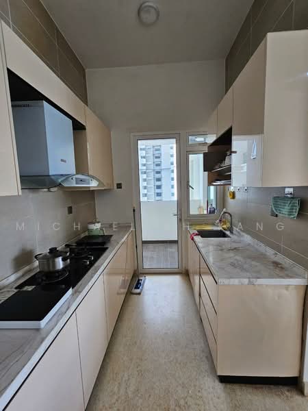Servis Apartment untuk Dijual di TriTower Residence @ Johor Bahru Sentral - Michael Ah Kang - Kitchen - PropertyGuru.com.my