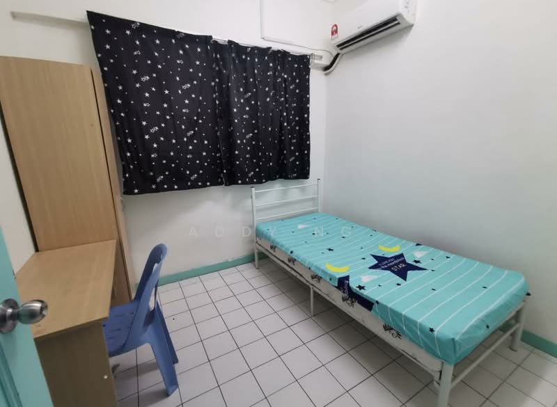 2-storey Terraced House for Sale in Taman Sri Bahtera (Cheras) - Addy Ng - Bedroom - PropertyGuru.com.my
