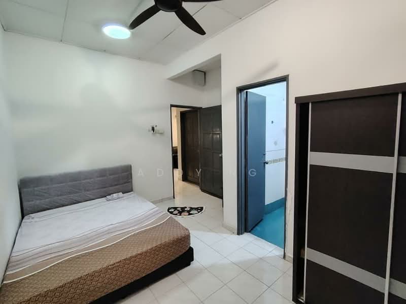 2-storey Terraced House for Sale in Taman Sri Bahtera (Cheras) - Addy Ng - Bedroom - PropertyGuru.com.my