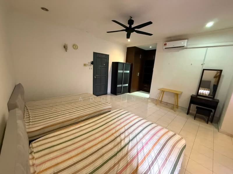 2-storey Terraced House for Sale in Taman Sri Bahtera (Cheras) - Addy Ng - Bedroom - PropertyGuru.com.my