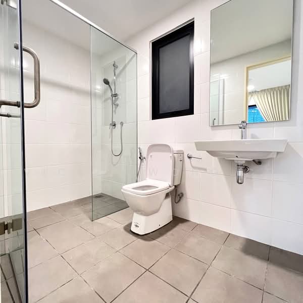 Servis Apartment untuk Disewa di Parc 3 - Vickky Wong CF - Bathroom - PropertyGuru.com.my