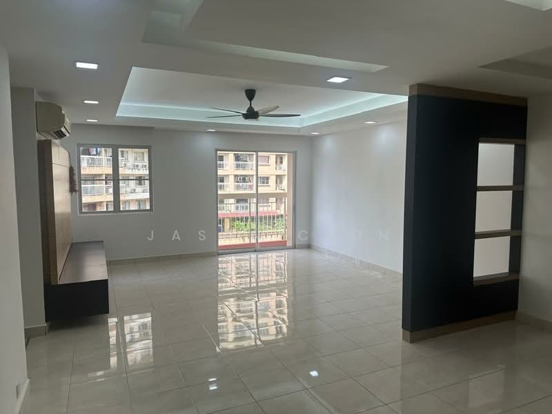 Kondominium untuk Dijual di Endah Puri - Jason Chun - Living Room - PropertyGuru.com.my