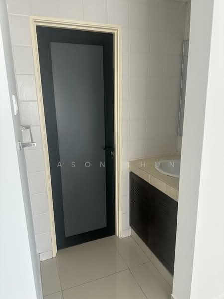 Kondominium untuk Dijual di Endah Puri - Jason Chun - Bathroom - PropertyGuru.com.my