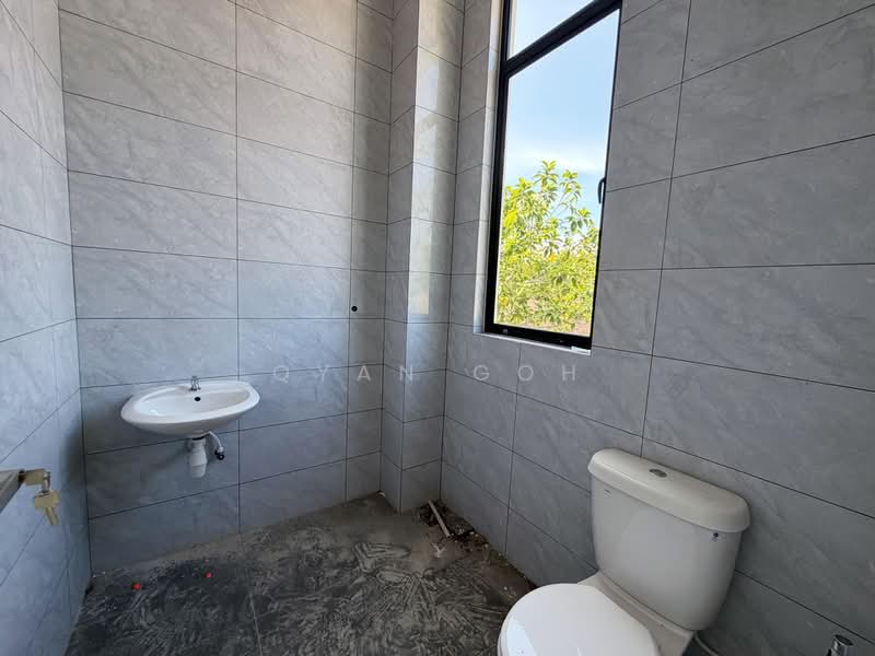 Rumah Berkembar untuk Dijual di Minden Heights (Gelugor) - Qyan Goh - Bathroom - PropertyGuru.com.my