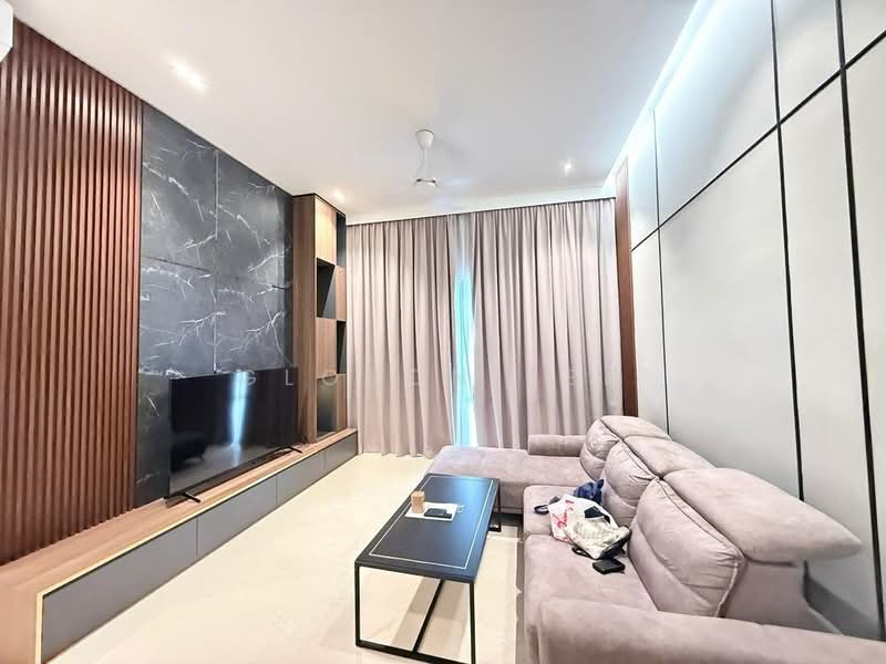 Servis Apartment untuk Dijual di TriTower Residence @ Johor Bahru Sentral - Gloson Ten - Living Room - PropertyGuru.com.my