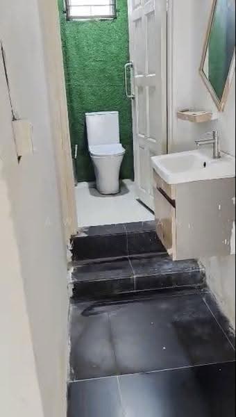 Shop for Rent in Taman Bunga Raya (Setapak) - Aw Qi Fan - Bathroom - PropertyGuru.com.my