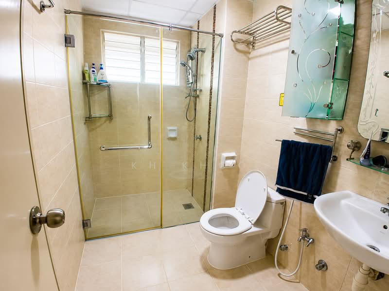 Service Residence for Sale at Subang Avenue - KH Khoo - Bathroom - PropertyGuru.com.my