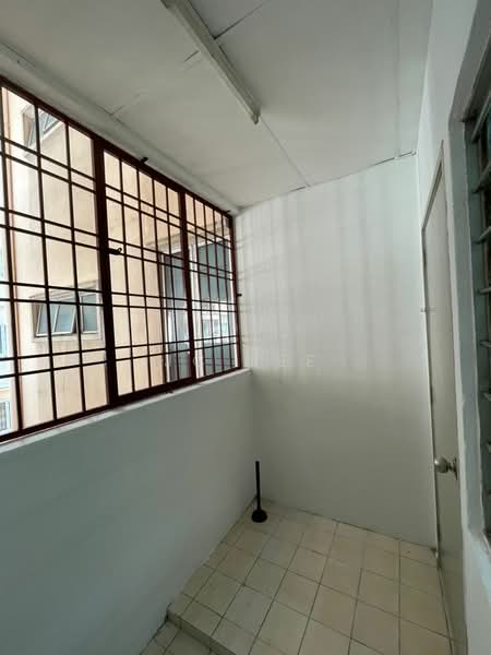Apartment for Sale at Suria Damansara - Jc Lee - Balcony - PropertyGuru.com.my