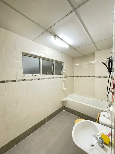 Apartment for Sale at Suria Damansara - Jc Lee - Bathroom - PropertyGuru.com.my