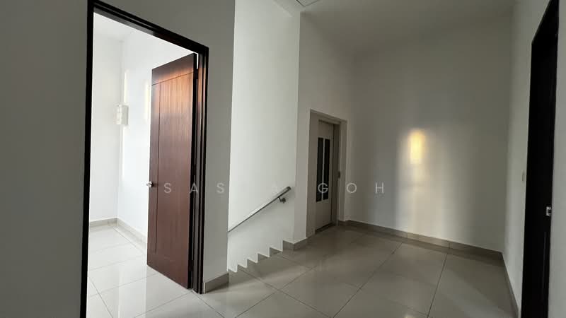 Bungalow for Sale in Serdang (Seri Kembangan) - Sasha Goh - Entrance - PropertyGuru.com.my
