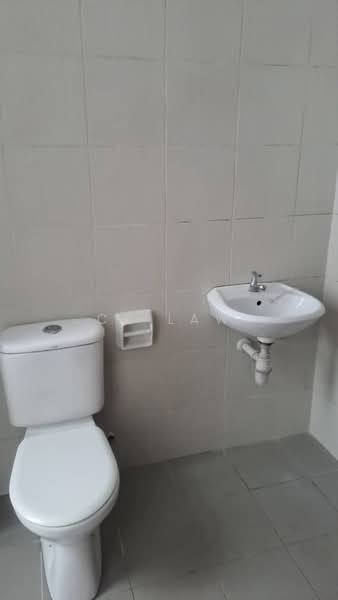 2-storey Terraced House for Rent in Kajang East (Semenyih) - CK Law - Bathroom - PropertyGuru.com.my