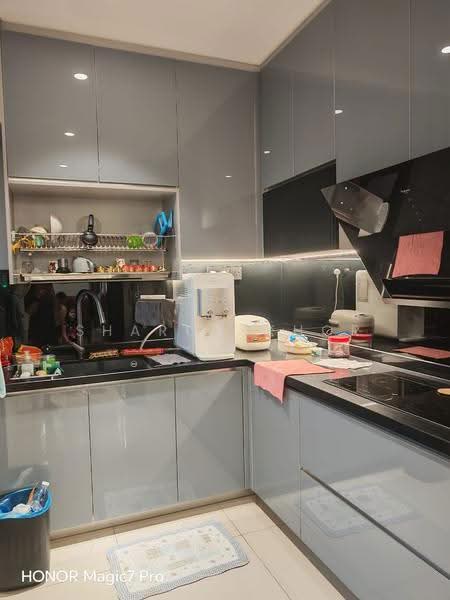 Kediaman Servis untuk Dijual di The Stone - Sharon Khor - Kitchen - PropertyGuru.com.my