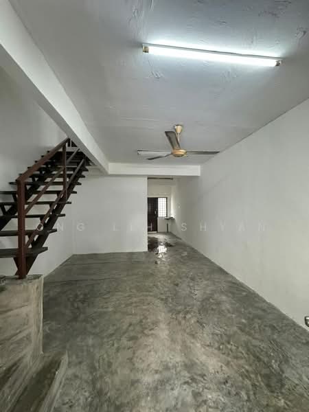 2-storey Terraced House for Sale in Bandar Seri Alam (Masai) - Ong Lih Shyan - Interior - PropertyGuru.com.my