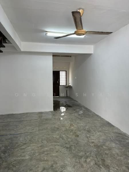 2-storey Terraced House for Sale in Bandar Seri Alam (Masai) - Ong Lih Shyan - Interior - PropertyGuru.com.my