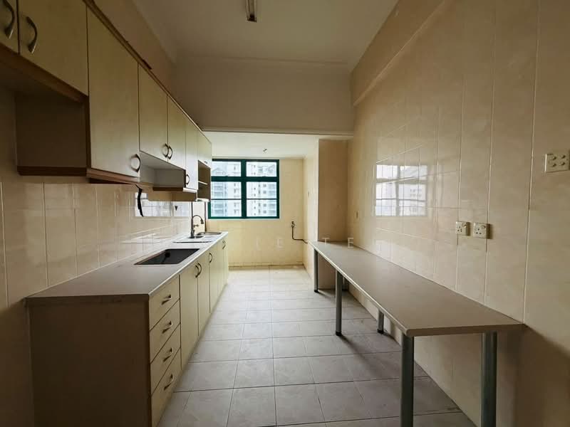 Condominium for Sale at The Straits View Condominium - Annie Tee - PropertyGuru.com.my
